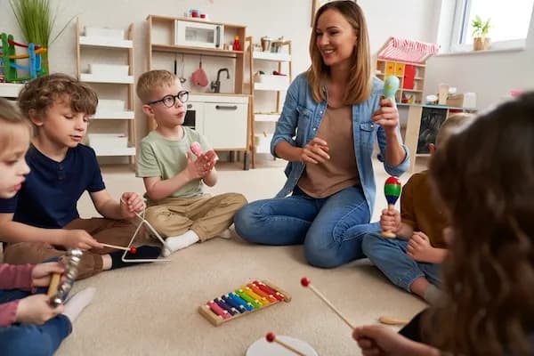 Estudiar para trabajar como educador infantil
