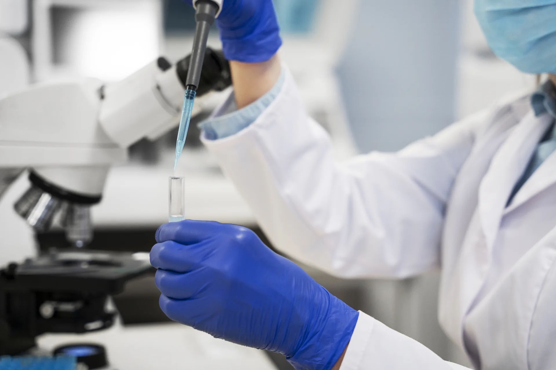 Laboratorio Clínico y Biomédico