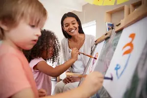 Educador/a infantil en escuelas infantiles (0-3 años)